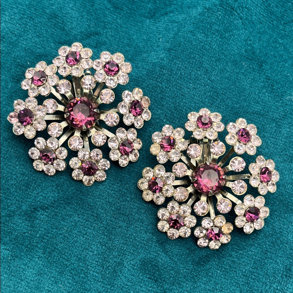 Vintage Purple Lavender Rhinestone Flower Clip on Earrings